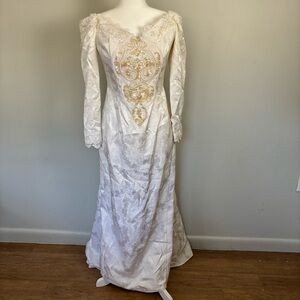VTG 80s Jessica McClintock Ivory Long Sleeve Wedding Dress-Victorian-Size 8-Bead